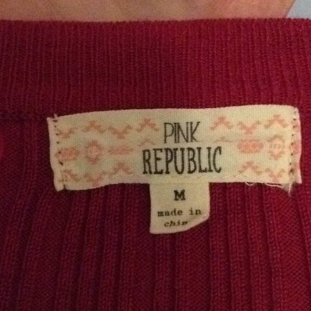 Cranberry ribbed sweater top - Picture 3 of 3